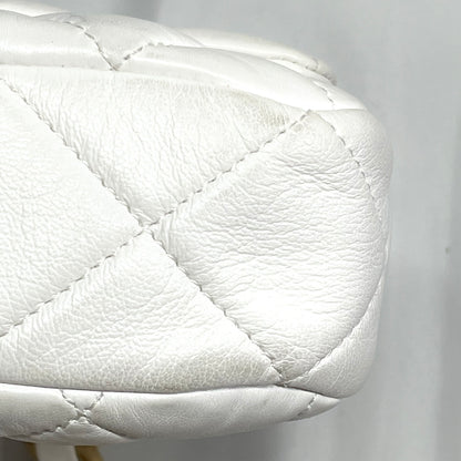 【中古A】CHANEL シャネル スモール マトラッセ チェーンショルダー ラムスキン ホワイト