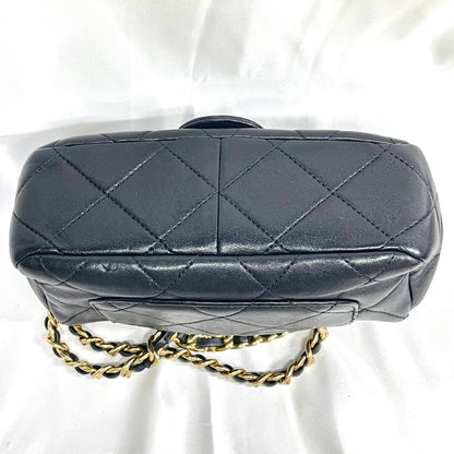 【中古B】CHANEL シャネル マトラッセ チェーンショルダーバッグ ラムスキン ブラック