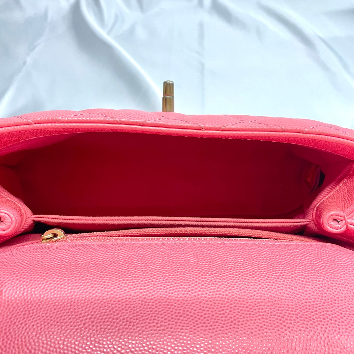 【中古美品】CHANEL シャネル マトラッセ チェーンショルダー キャビアスキン ピンク