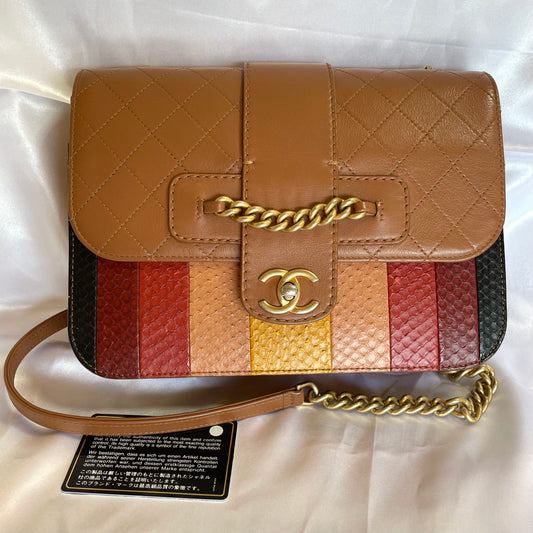 【中古B】CHANEL シャネル キルティング ショッピングチェーンバッグ  パイソンスキン マルチカラー