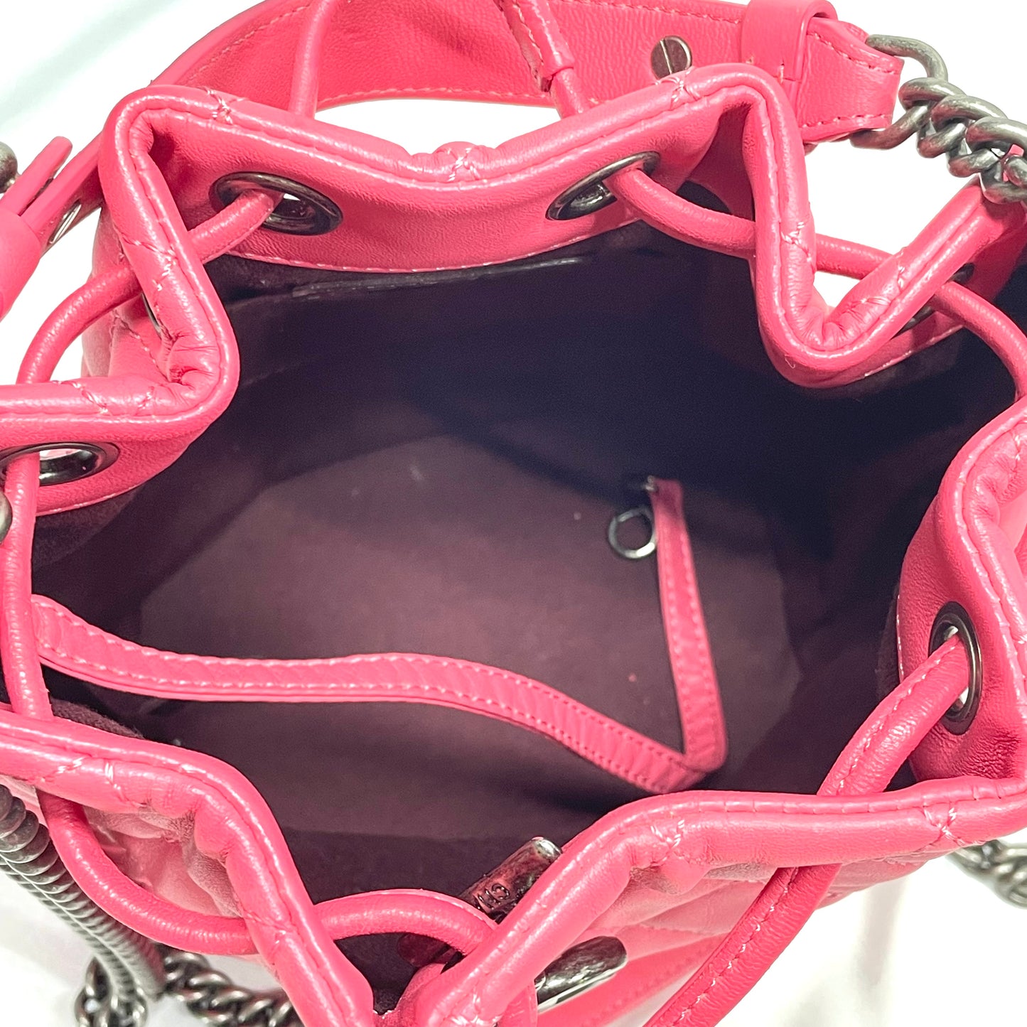 【中古A】CHANEL シャネル 巾着 チェーンショルダー バケット ラムスキン ピンク