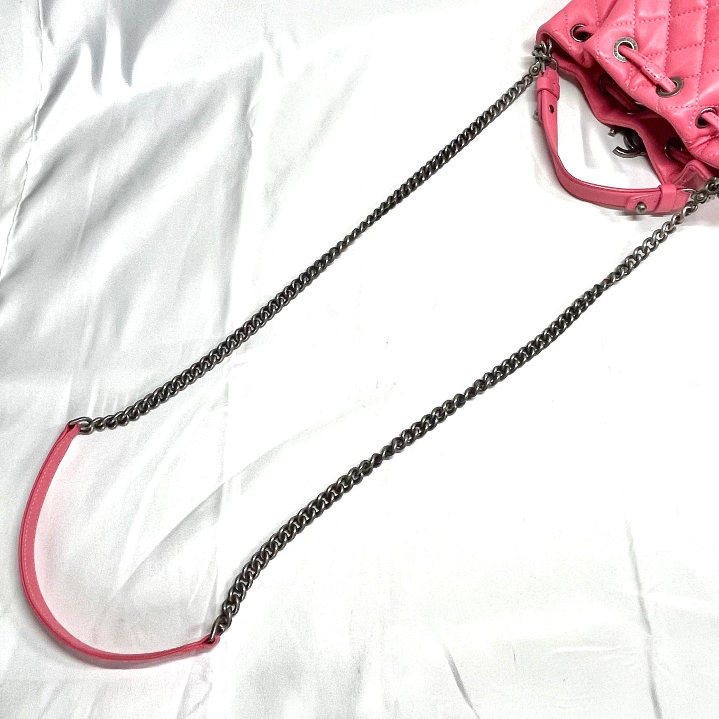 【中古A】CHANEL シャネル 巾着 チェーンショルダー バケット ラムスキン ピンク