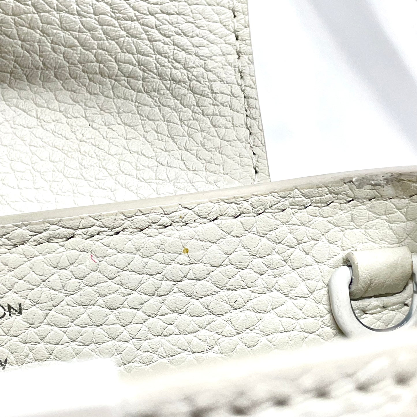【中古美品】LOUIS VUITTON ルイヴィトン カプシーヌ ミニ ハンドバッグ トリヨンレザー ホワイト
