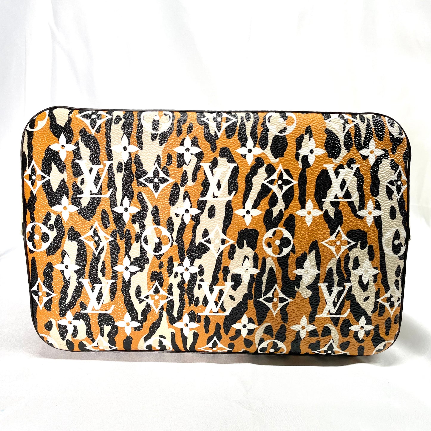 【中古B】LOUIS VUITTON ルイヴィトン モノグラム ジャングル ネオノエ ショルダー バケット バッグ 巾着 M44679